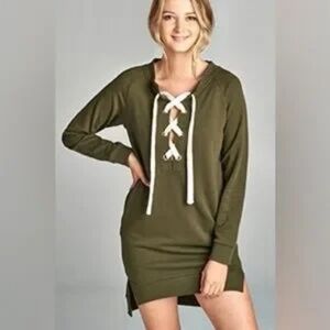 Green Long Sleeve Sweater Dress. Never Worn. Size Large.
